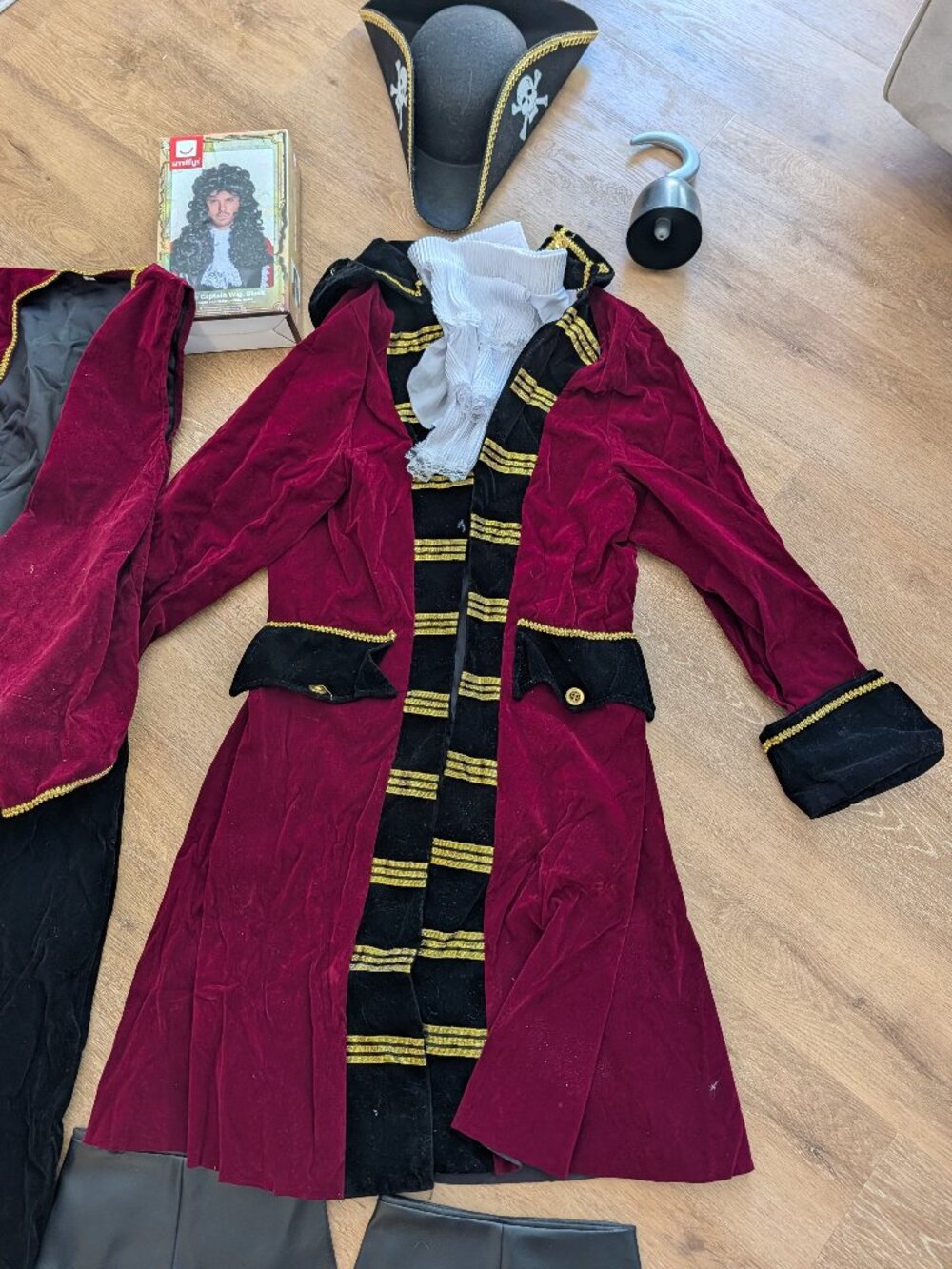 Captain Hook/Pirate  Costume - Mens Large (runs large)